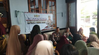 Kekhawatiran Terhadap Ancaman Narkoba, Masyarakat Desa Labuapi Menanyakan Bahaya Narkoba ke Polisi