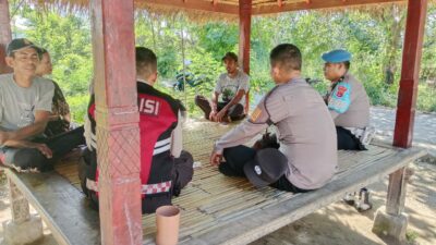 Polisi Gandeng Warga Sekotong Wujudkan Lingkungan Aman