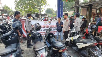 Polres Lombok Barat Gelar Ops Bina Kusuma Rinjani 2025, Jamin Keamanan di Pasar Kediri