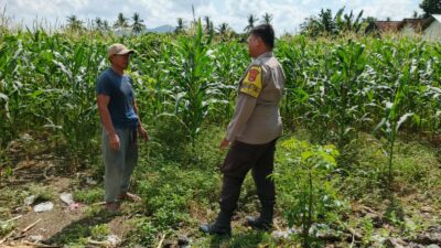 Polres Lombok Barat Dorong Ketahanan Pangan Desa Jembatan Gantung