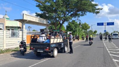 Polres Lombok Barat Gencarkan Operasi Patuh Rinjani 2025, 70 Pelanggar Ditilang di Bypass BIL 2