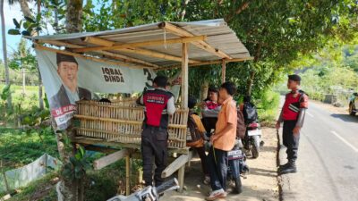 Jaga Kamtibmas, Samapta Polres Lobar Sosialisasikan KEMOS 110 di Kecamatan Gerung
