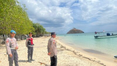 Upaya Polsek Sekotong Ciptakan Wisata Aman di Pantai Elak-Elak Lombok Barat